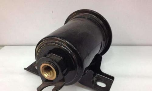 汽车油耗高怎么办，设计师说这4样零件随便换一个，如同新车一般