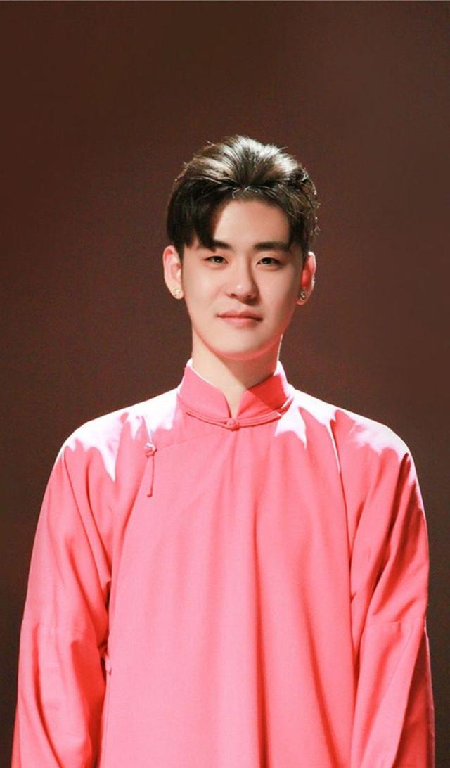 二爷张云雷身份证家庭住址遭泄露郭德纲帮忙出