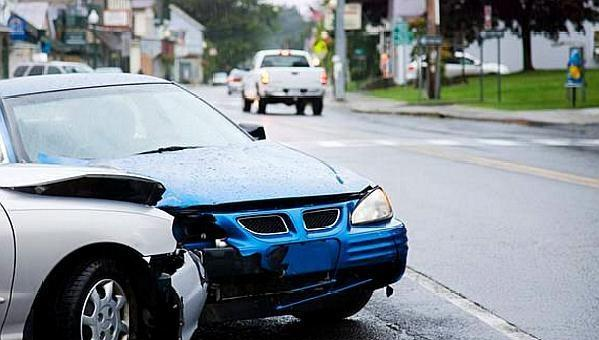 “第三者责任险”有必要买100万吗？定损员说了实话