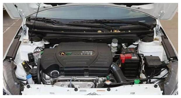 一款被忽视的好车!11万一口气跌至7.39万,档次感碾压宝来
