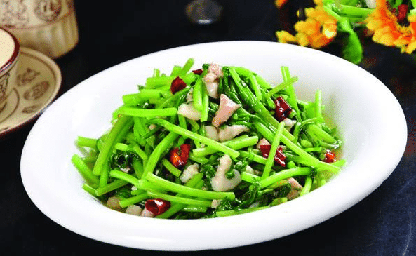 痛风能吃叶茼蒿蔬菜吗？