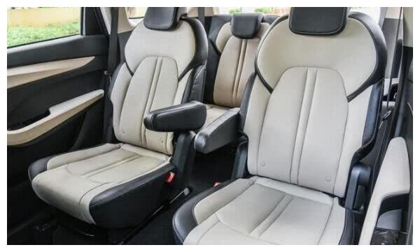 MPV销量排行榜第四的SUV,顶配仅7.18万,高性价比