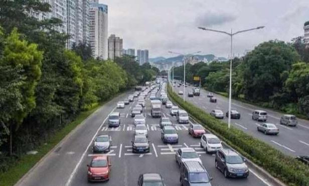 为什么跑完高速后，总感觉车子变好开了？老司机道出其中缘由！