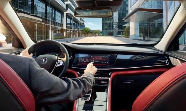 向老牌豪强致敬,长安CS85 COUPE究竟有什么"杀手锏"?