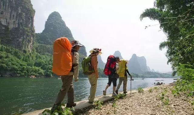 磨脚、起泡、扭伤多半是徒步鞋没选好！
