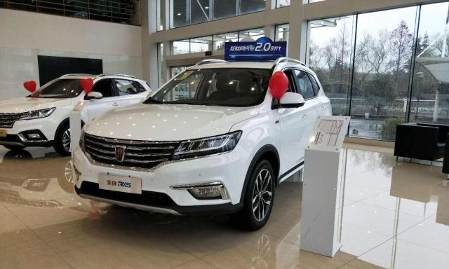 汽车保养很重要，200油钱至今是否正确？网友：按油箱大小来加