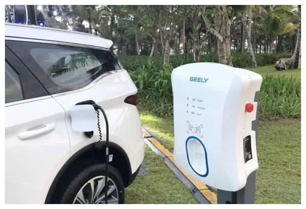 一箱油跑2000公里,百公里油耗1.6L,丈母娘特喜欢!