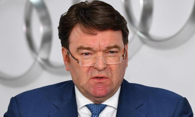 tt的老总_奥迪tt(3)