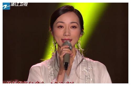 浙江跨年晚会邓超被吐槽,李晨和韩雪搭档,韩雪