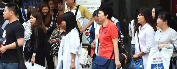 日本人向中国游客道歉没素质的是韩国人,韩国