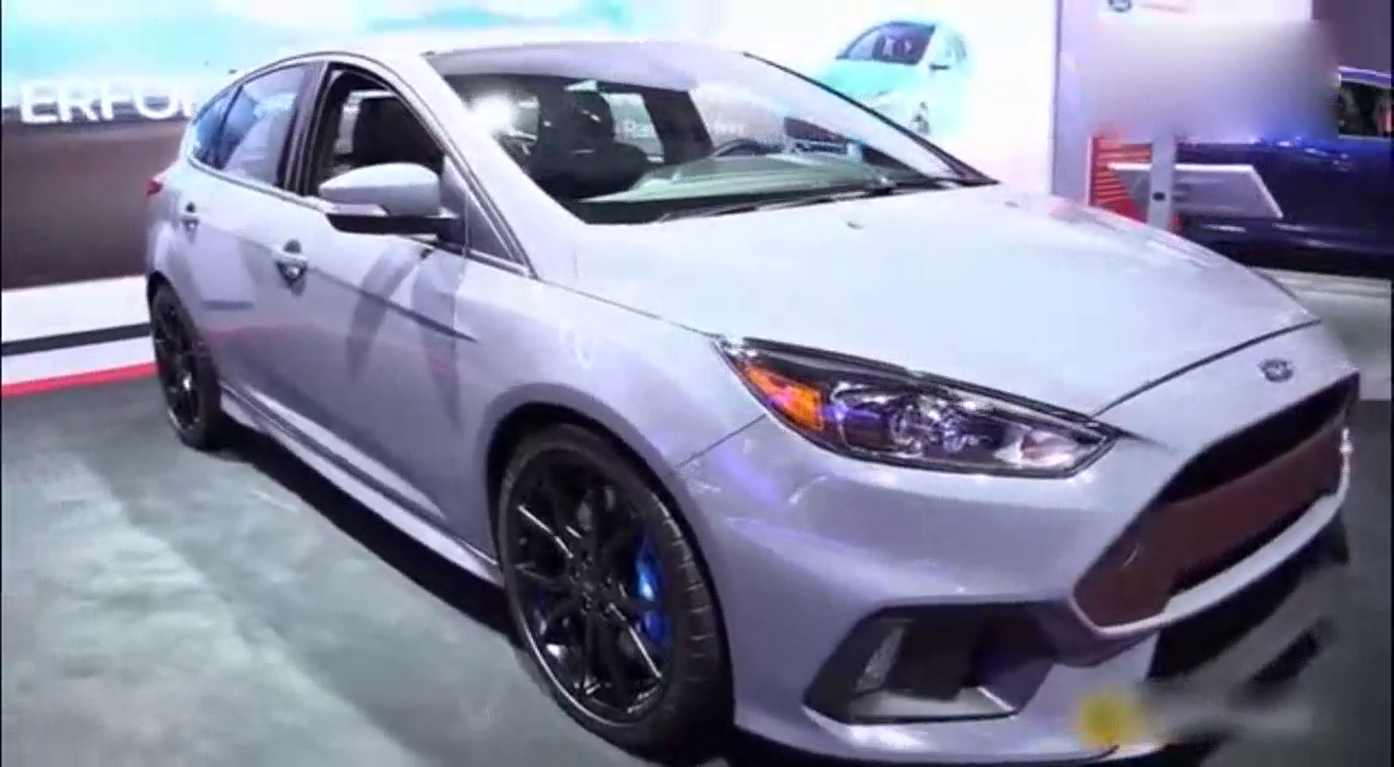 外观杀气十足 车展实拍福特福克斯RS