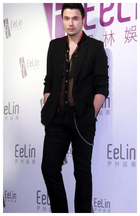 娱乐圈个头最高的4大男星，高以翔第二，第一名身高超过两米！