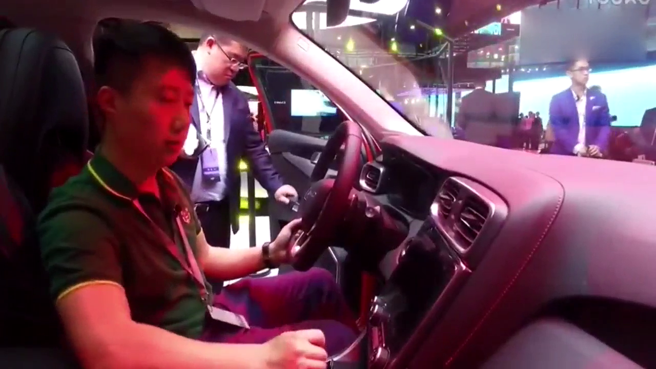 车评吉利领克：无意中拍到了比亚迪的三位高成评论领克