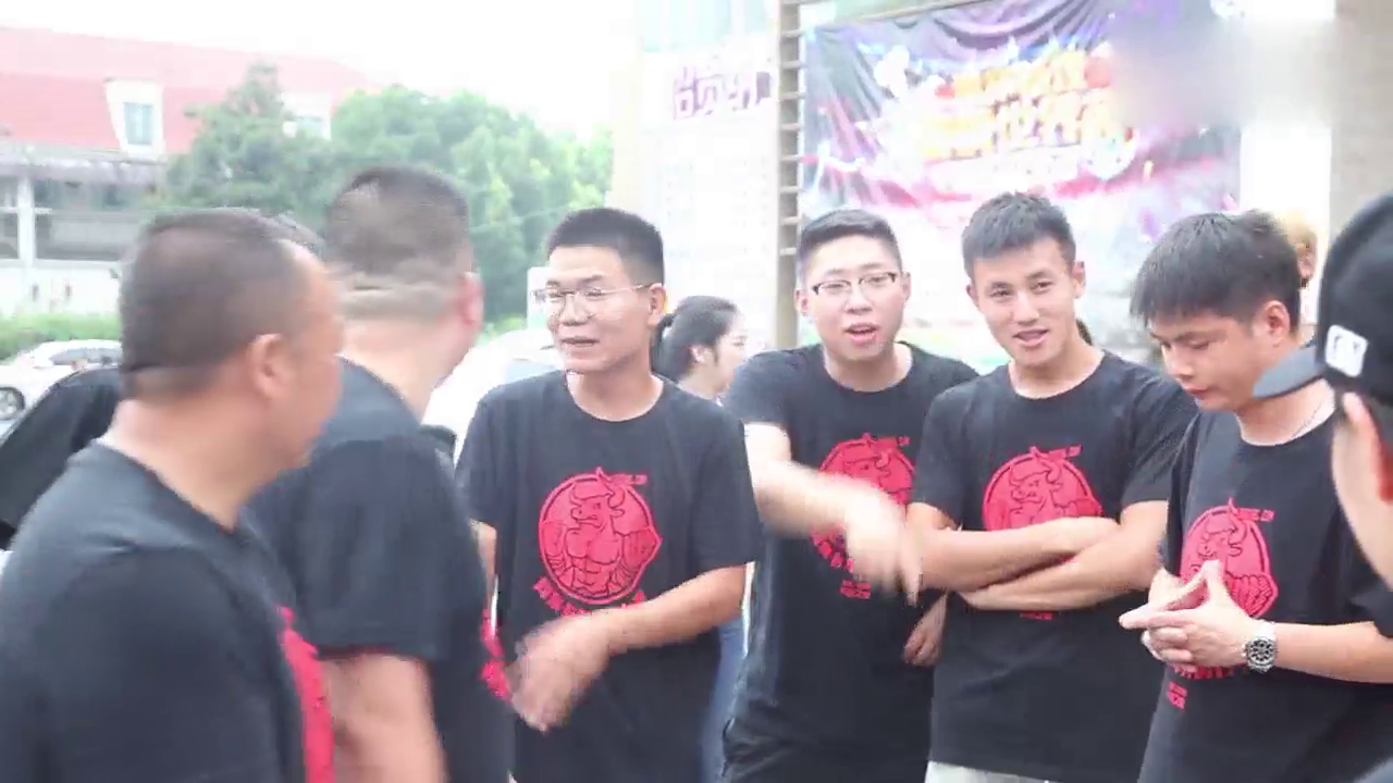 解放JH6载货车配置到底怎么样？听听卡车司机怎么说