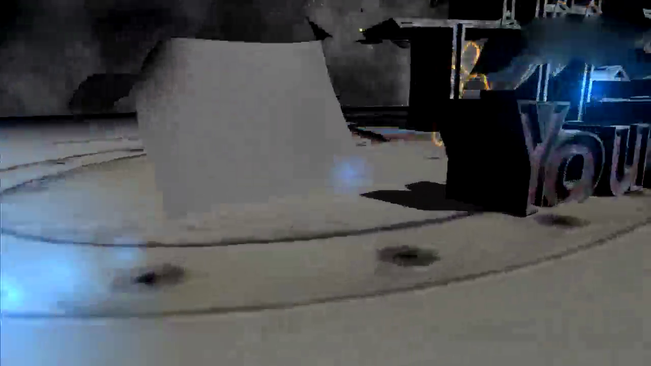 低趴改装车聚会时来了一辆大块头 太吸眼球了吧！