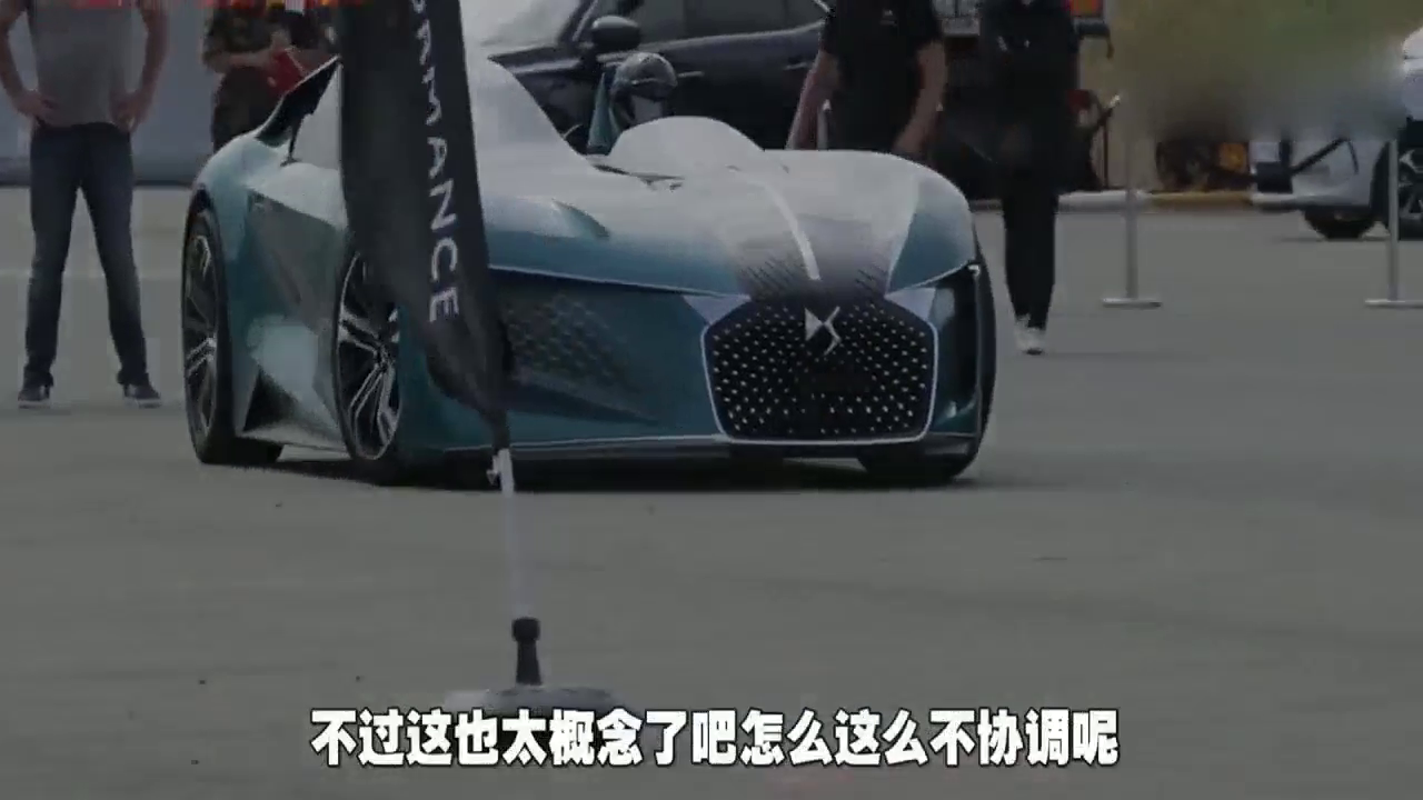 雪铁龙这款跑车真丑，造型一言难尽！