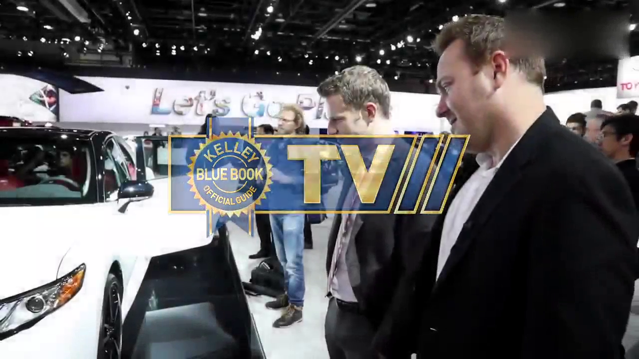 向着年轻进化 丰田全新凯美瑞车展实拍