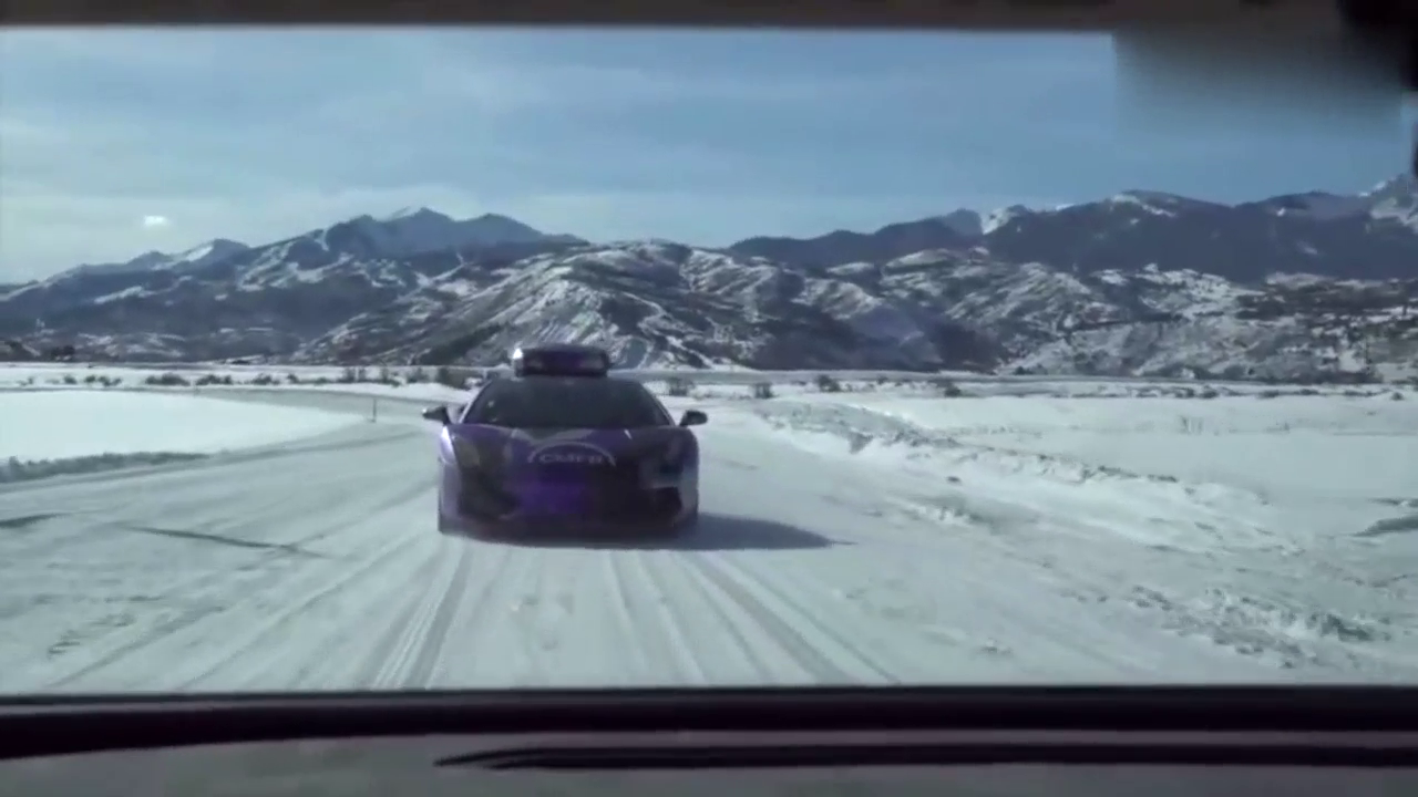 土豪花了800万刚买的兰博基尼跑车 10秒钟后车主笑不出来了