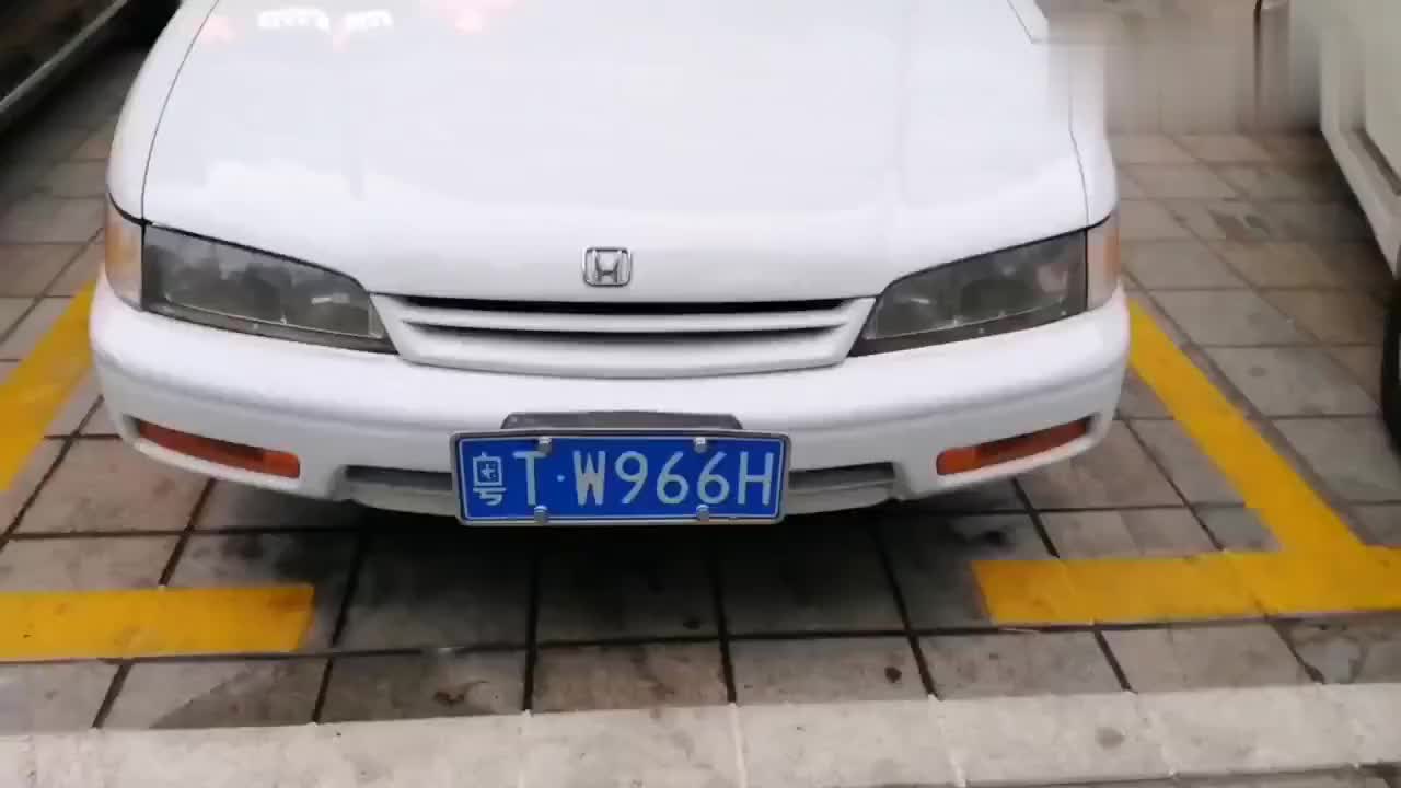 广东二手车1995年的本田雅阁当年拥有这些配置太牛逼了 新浪新闻