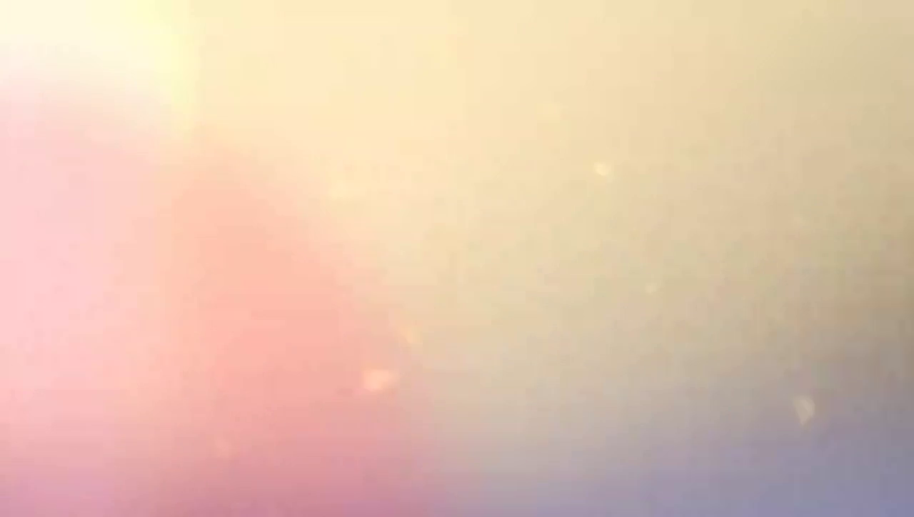 男子骑电动车撞倒女子，事后做出令人气愤的事情！