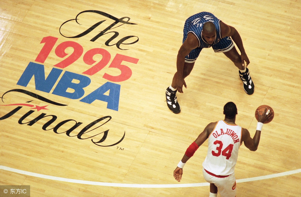 奥拉朱旺双冠王朝 1994与1995年的冠军传奇