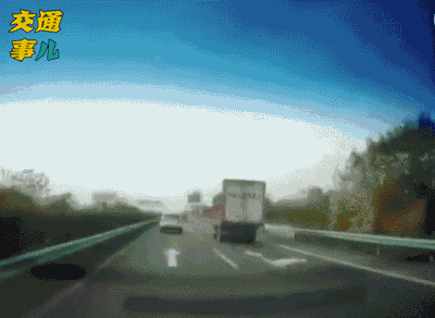 自媒体 正文  上车系好安全带既对自己负责也对家人负责,一旦发生事故