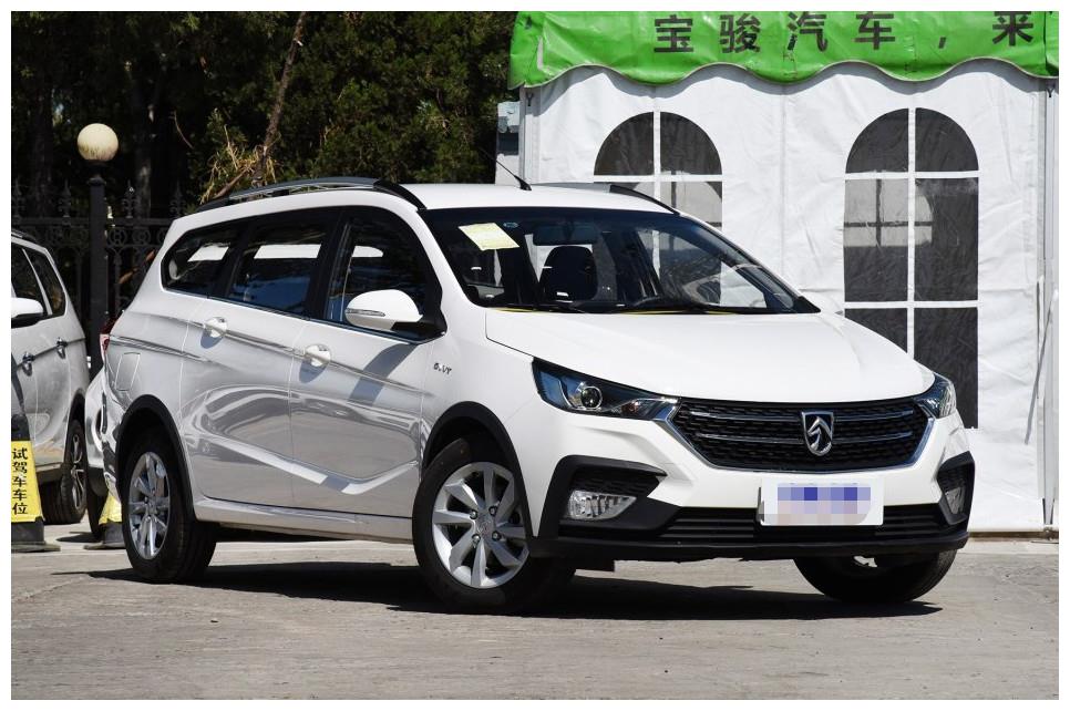 宝骏白菜价车型,起步4万左右,网友:国产最便宜的旅行车!