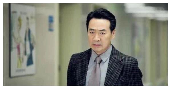 寇振海小21岁娇妻曝光，是俺们熟悉的女演员，藏太深啦