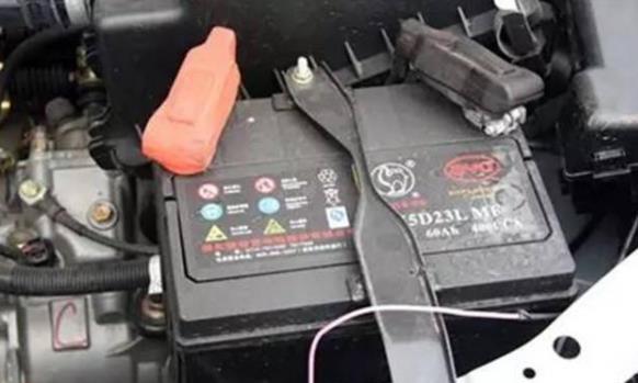 电车长期不用，有车友建议拔掉负极，为什么