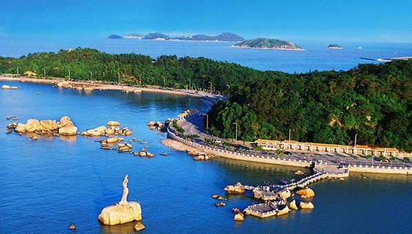 直击老外最喜欢的中国城市,有山有海、冬暖夏