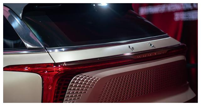 全新红旗E115实拍,定位全尺寸旗舰级SUV,对标宝马X7/奥迪Q8