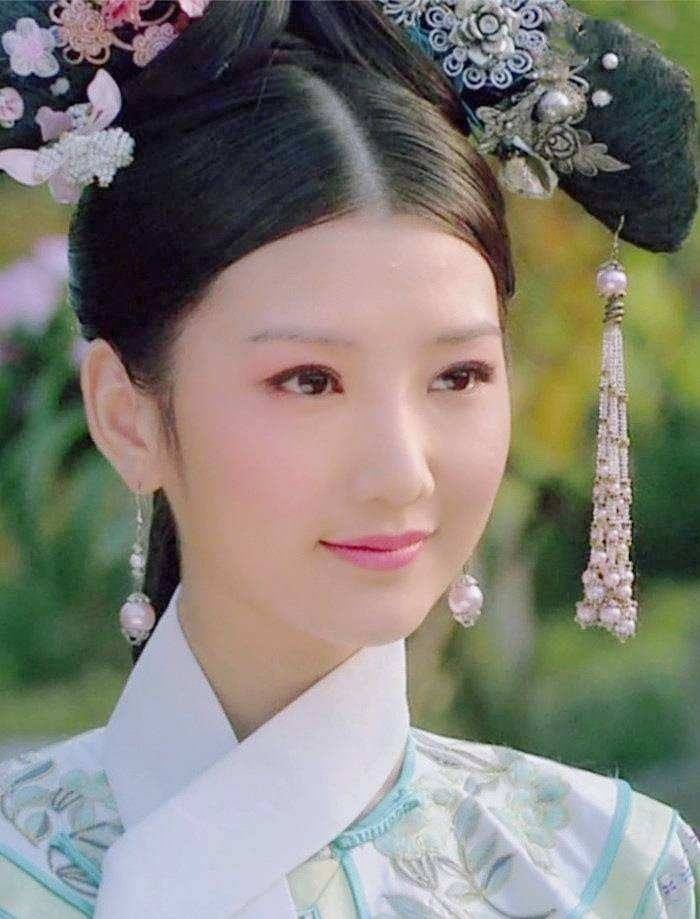 影视剧里那些惊鸿一瞥的女性配角,哪个让你印象深刻?