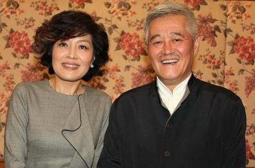 5年前赵本山退出春晚舞台，不是因为年龄大，或是和李咏老婆有关