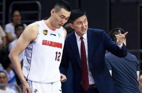 不顾反对成为CBA球员!因300万年薪离开广东