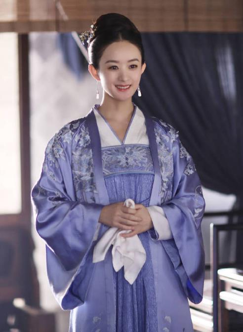 继《琅琊榜》后，又在《知否》里演宠妃，41岁的她冻龄有术气质佳