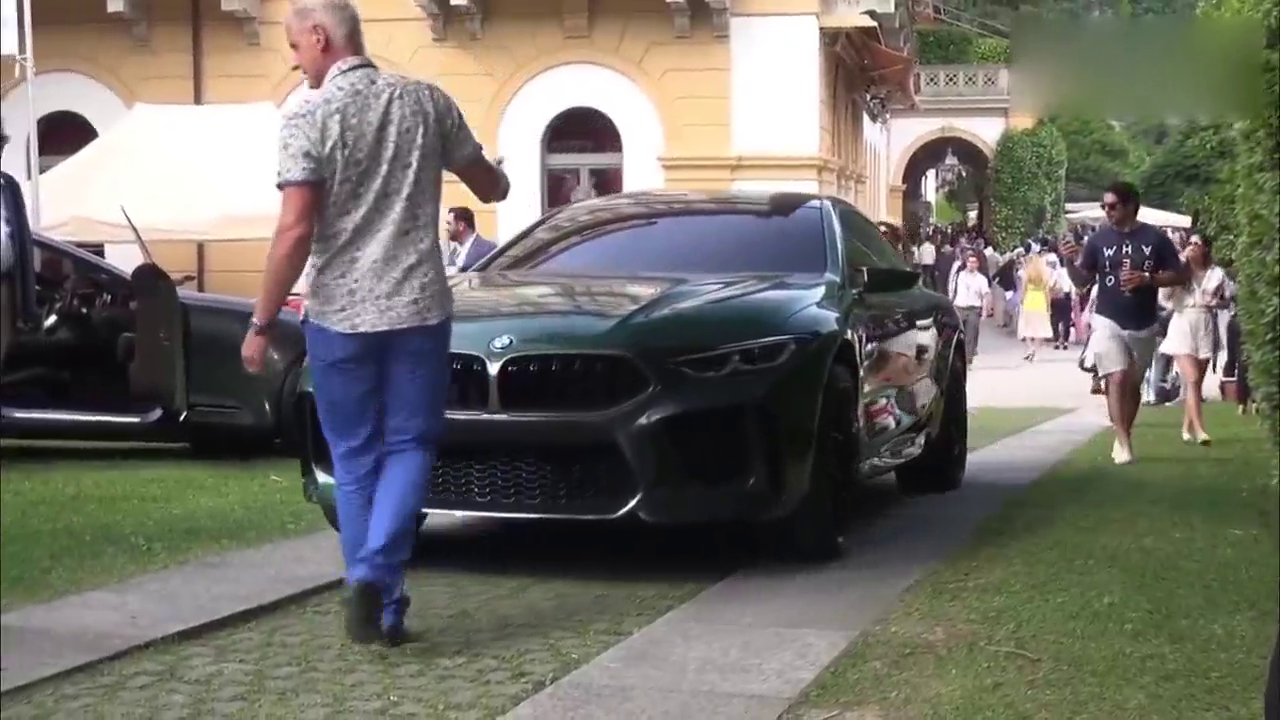 宝马M8豪华跑车，外观比宾利还漂亮，看完你会选它吗？