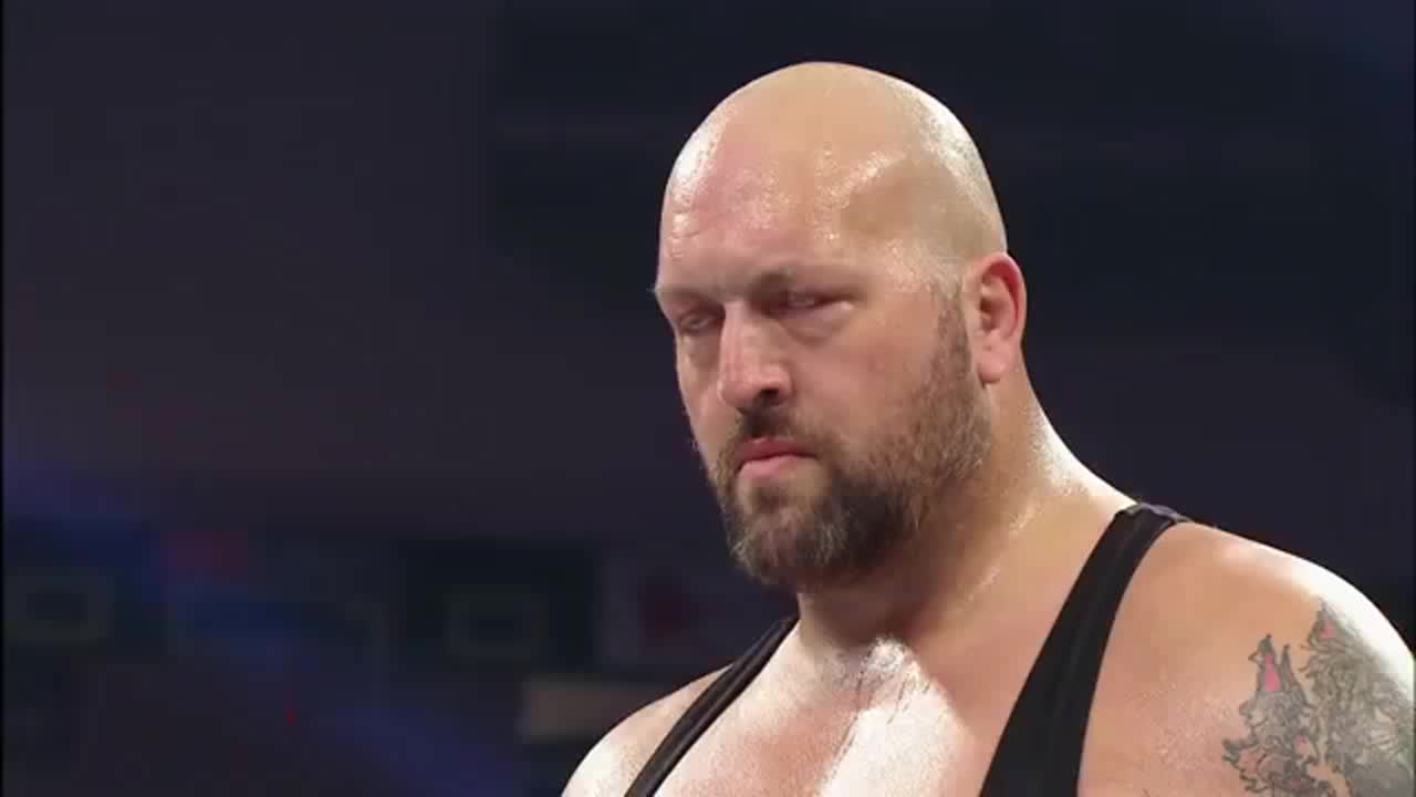 wwe野兽大布被大秀哥羞辱 灰头灰脸地逃走 真是太丢脸