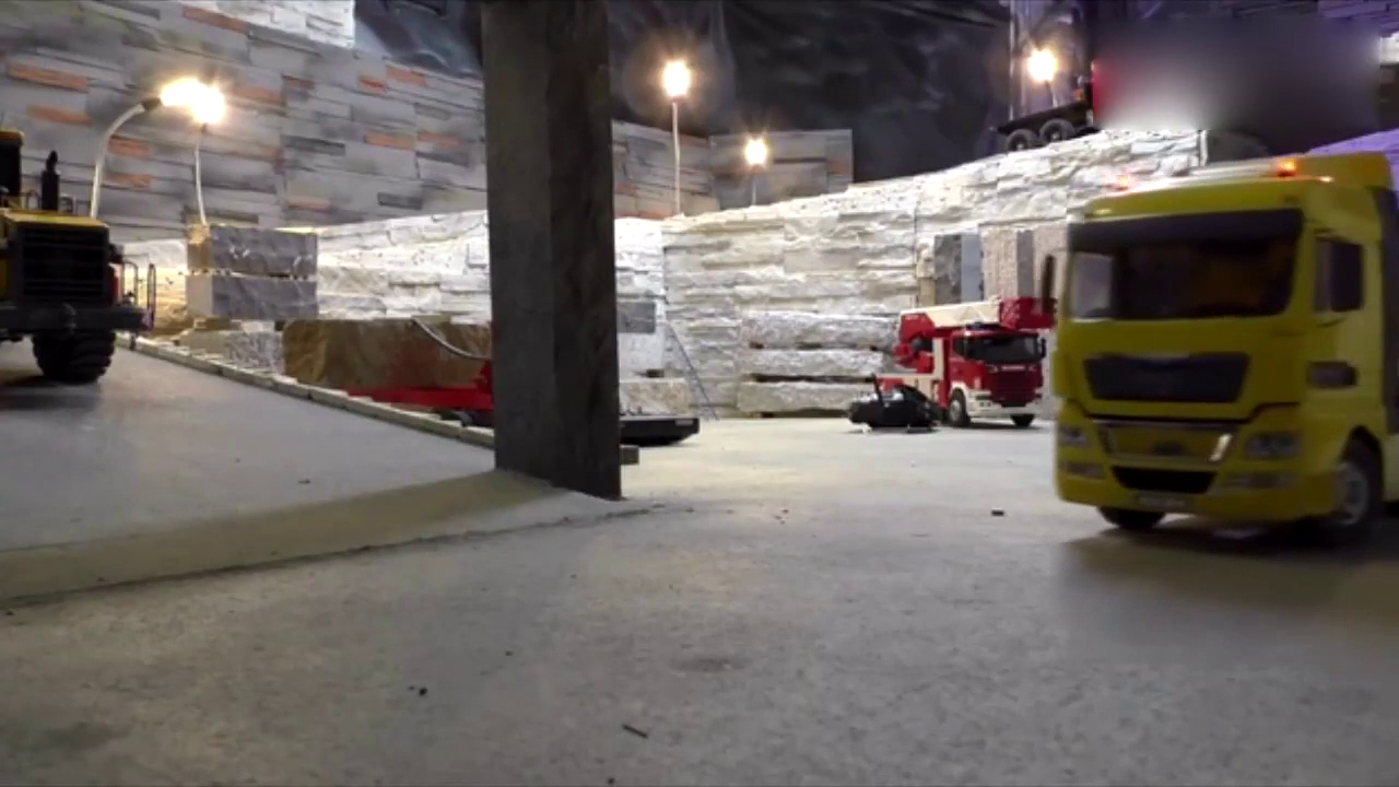 这卡车太神奇，下一秒，太意外