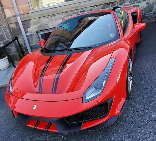 法拉利488 pista到底有多好看?