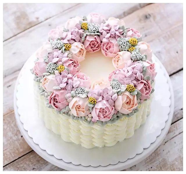 正文  "谁有老年人生日蛋糕的样子?"   "谁有裱花蛋糕的样子?