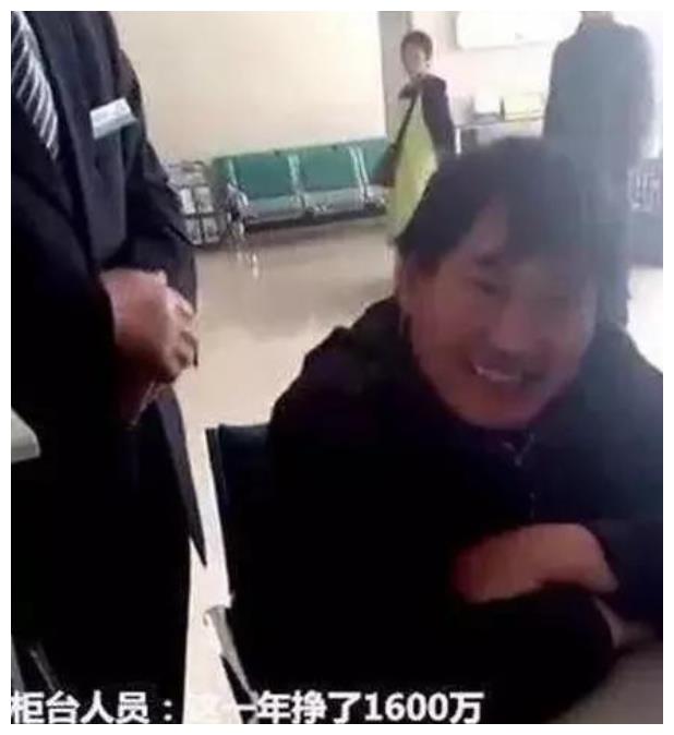 大衣哥全家近况, 儿子整天游手好闲, 女儿200斤遭四个人堵门提亲