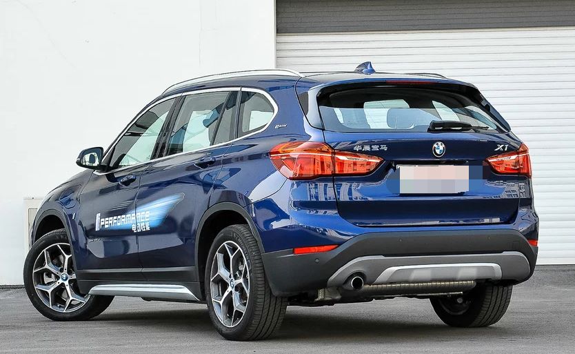 华晨宝马-X1新能源简约设计，却打造出不一样的感觉，气场非常足