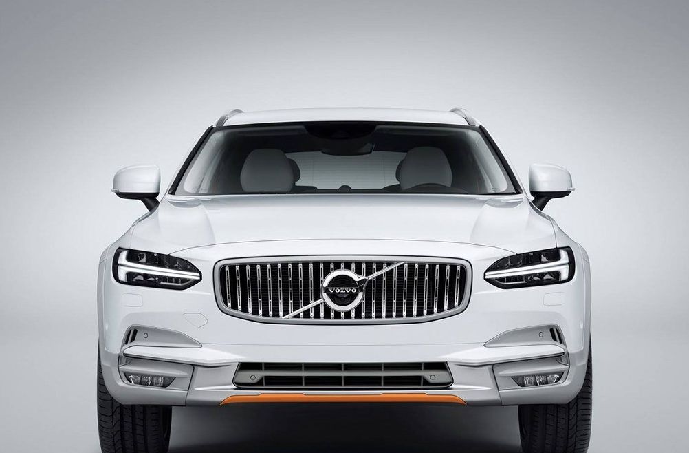 全时四驱空气悬架，旅行车界全能选手，最美沃尔沃能否让你心动？