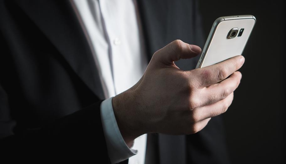 吃喝玩乐集一身的福特翼虎，带你告别车内刷手机