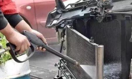 汽车水箱多久清洗一次？该怎么清洗？这样做效果最好