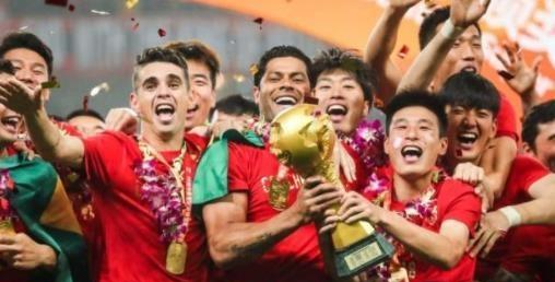 上港尴尬了!胡尔克专访鲁能青训中超最强,基地