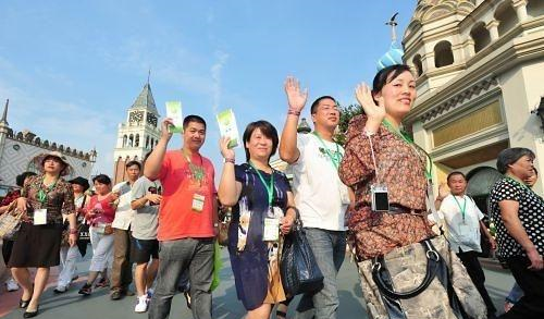 泰国居民对各国游客评价,日本人讲礼貌,韩国要