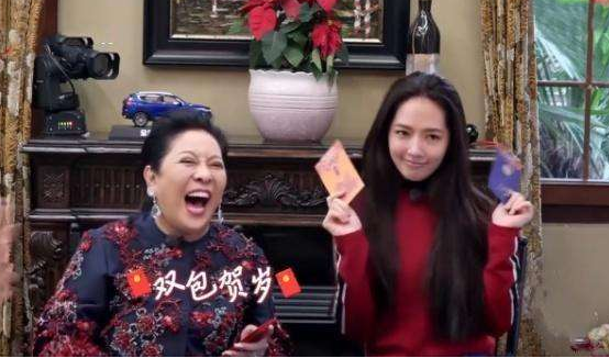 向佐求婚郭碧婷,向太和郭爸爸完美诠释娶儿媳