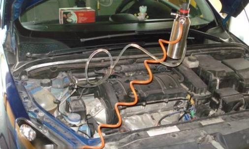 修车老师傅：保养汽车尽量别“保养”这4个地方，没好处还浪费钱