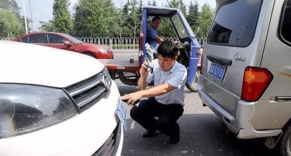 “三者险”有必要买100万的吗？定损员说出实话，车主们要记好了